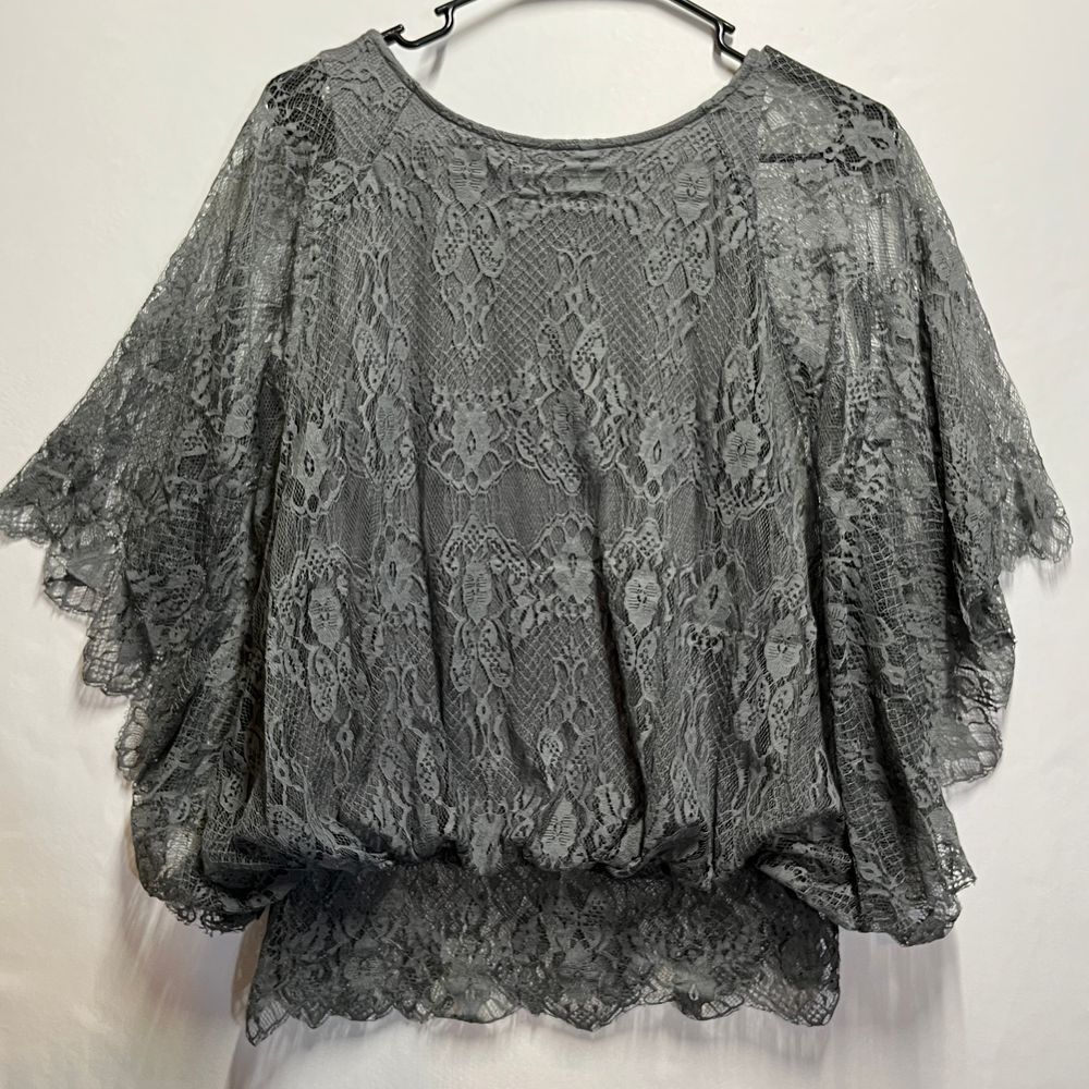 Hazel Gray Floral Lace Batwing Sleeve Blouse Womens Small Blouson Romantic Party